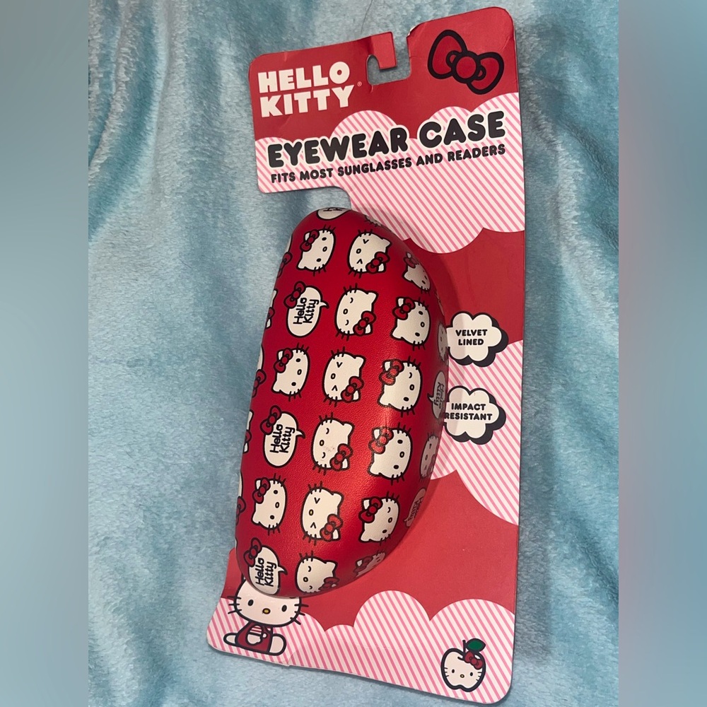 Hello Kitty Red Eyewear Sunglasses Case NEW NWT